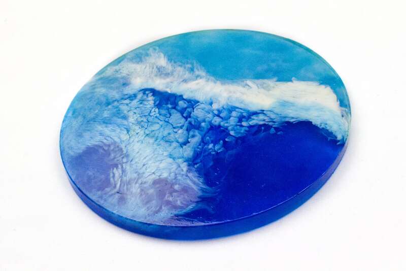 Mesmerising Crashing Waves Resin Coaster - Bring the Tranquil Beauty of the Ocean to Your Home Decor! Available now on Etsy